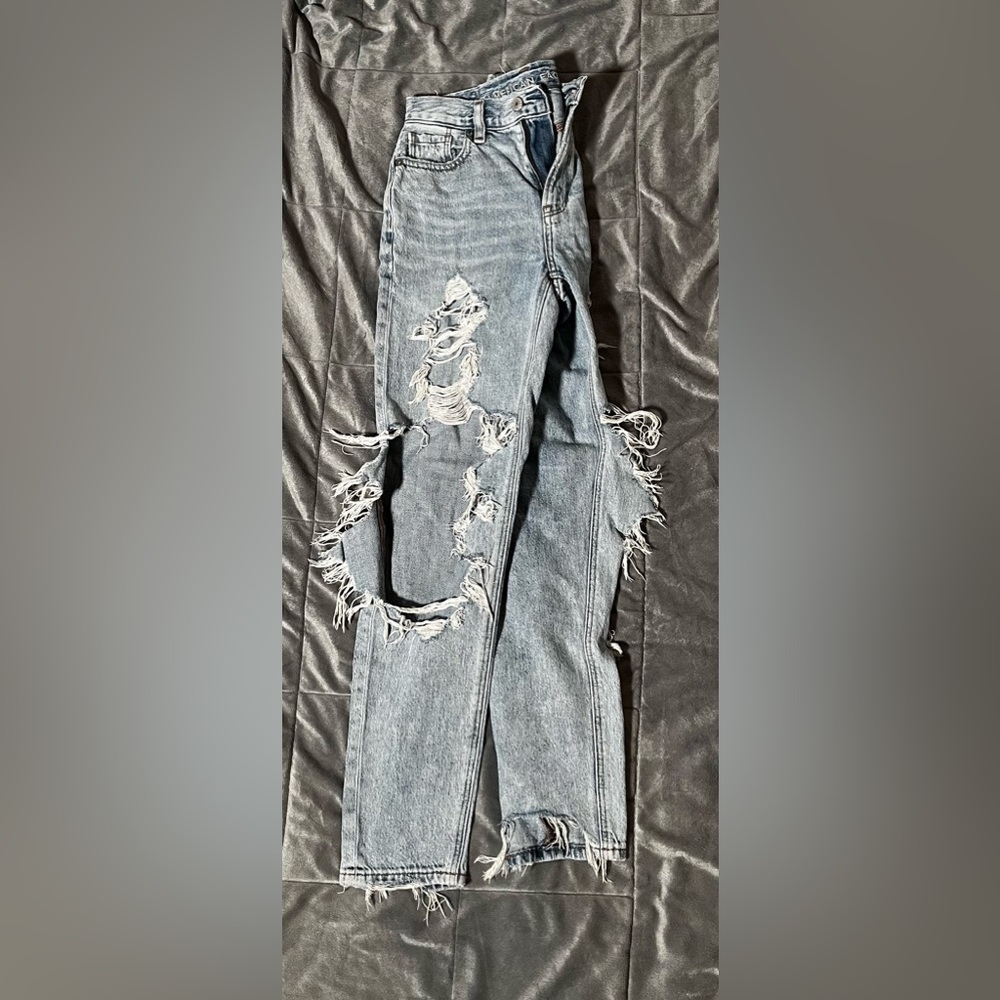 American Eagle Outfitters Distressed Blue Jeans